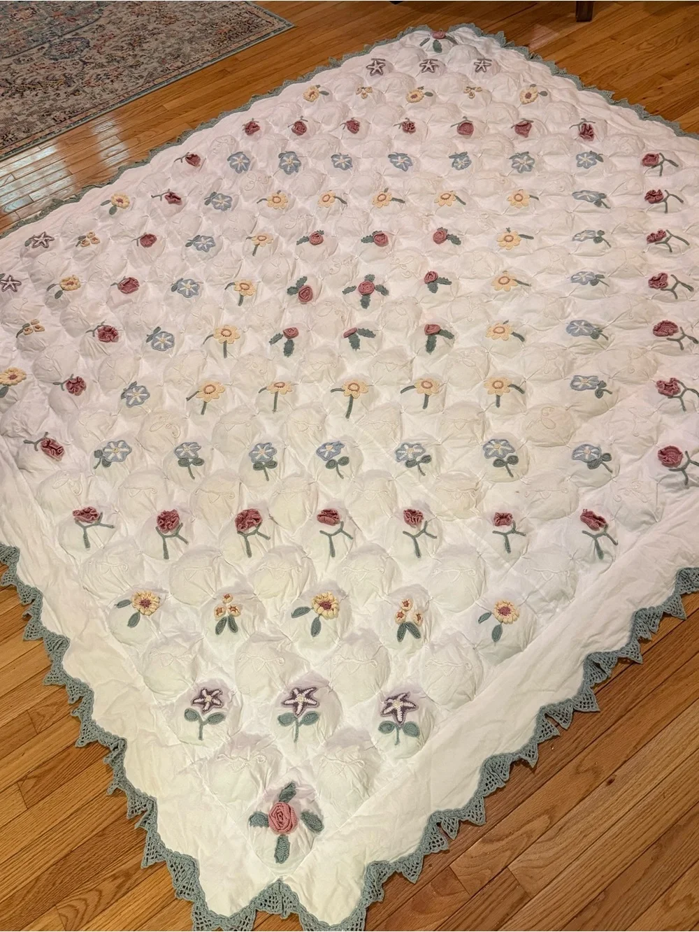 OOAK Handmade White Floral Crochet Appliqué Cotton Comforter Blue Crochet Trim